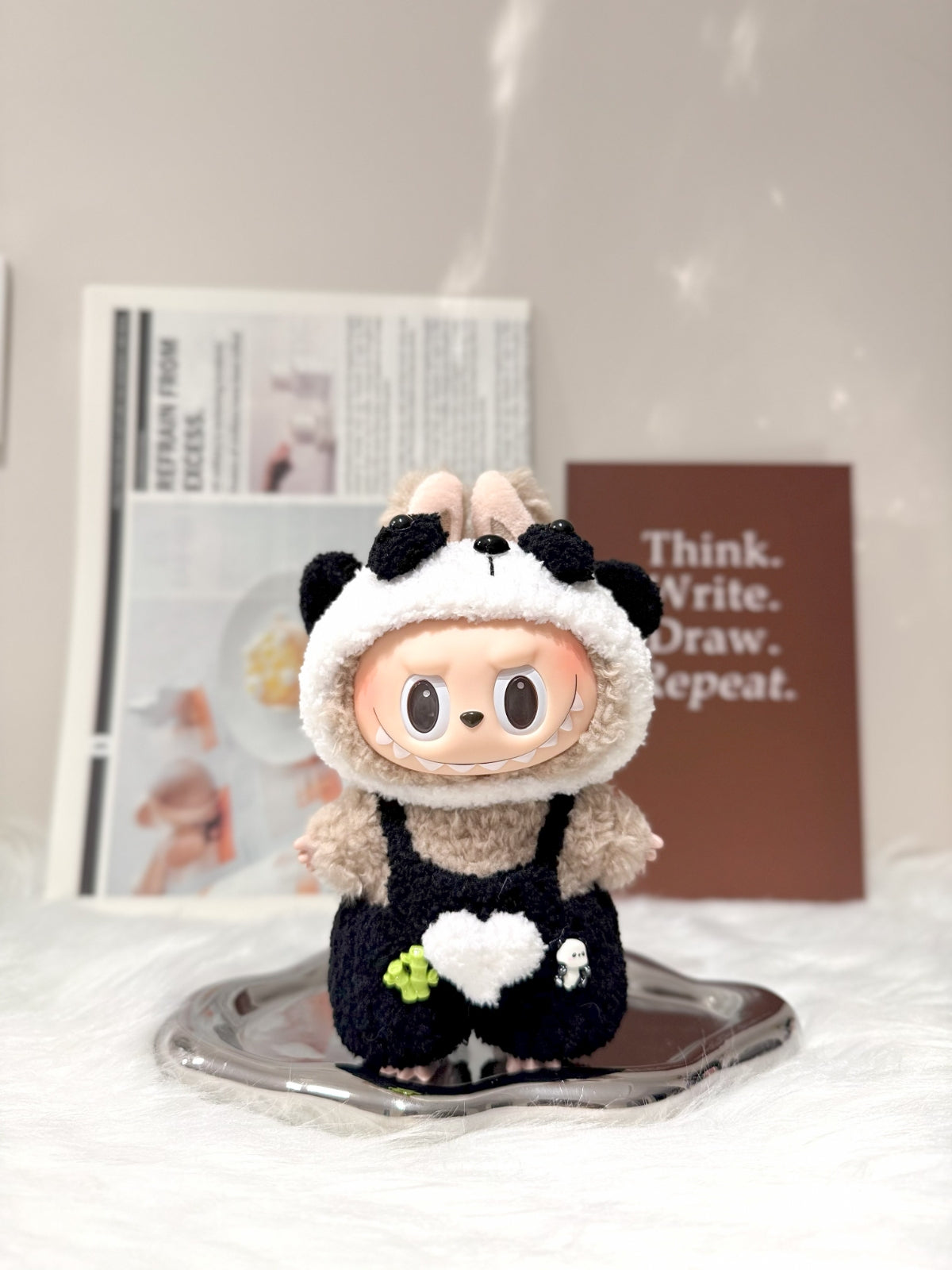 OwO Labubu Smiley Panda Labubu