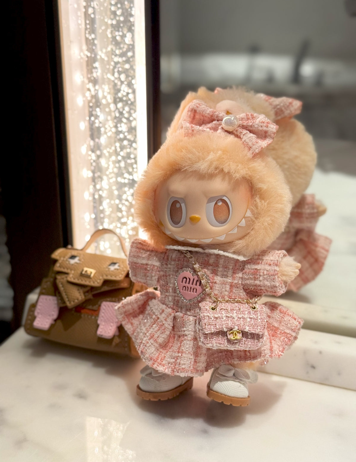 owo-A1050_k.jpg